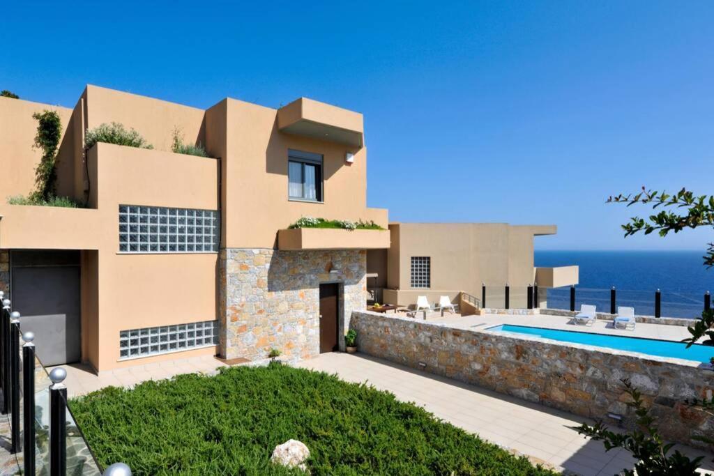 Wonderful Eco Friendly Villa Augustine Ampelo Экстерьер фото
